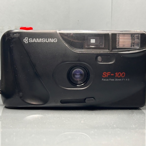 Samsung SF-100 35mm camera with original bag - Picture 2 of 7